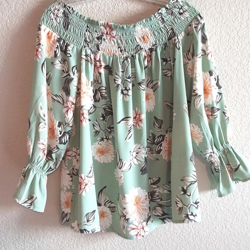 Anthropologie Doe & Rae NWT Green Floral Smocked Ruffled Sleeve Loose Blouse S